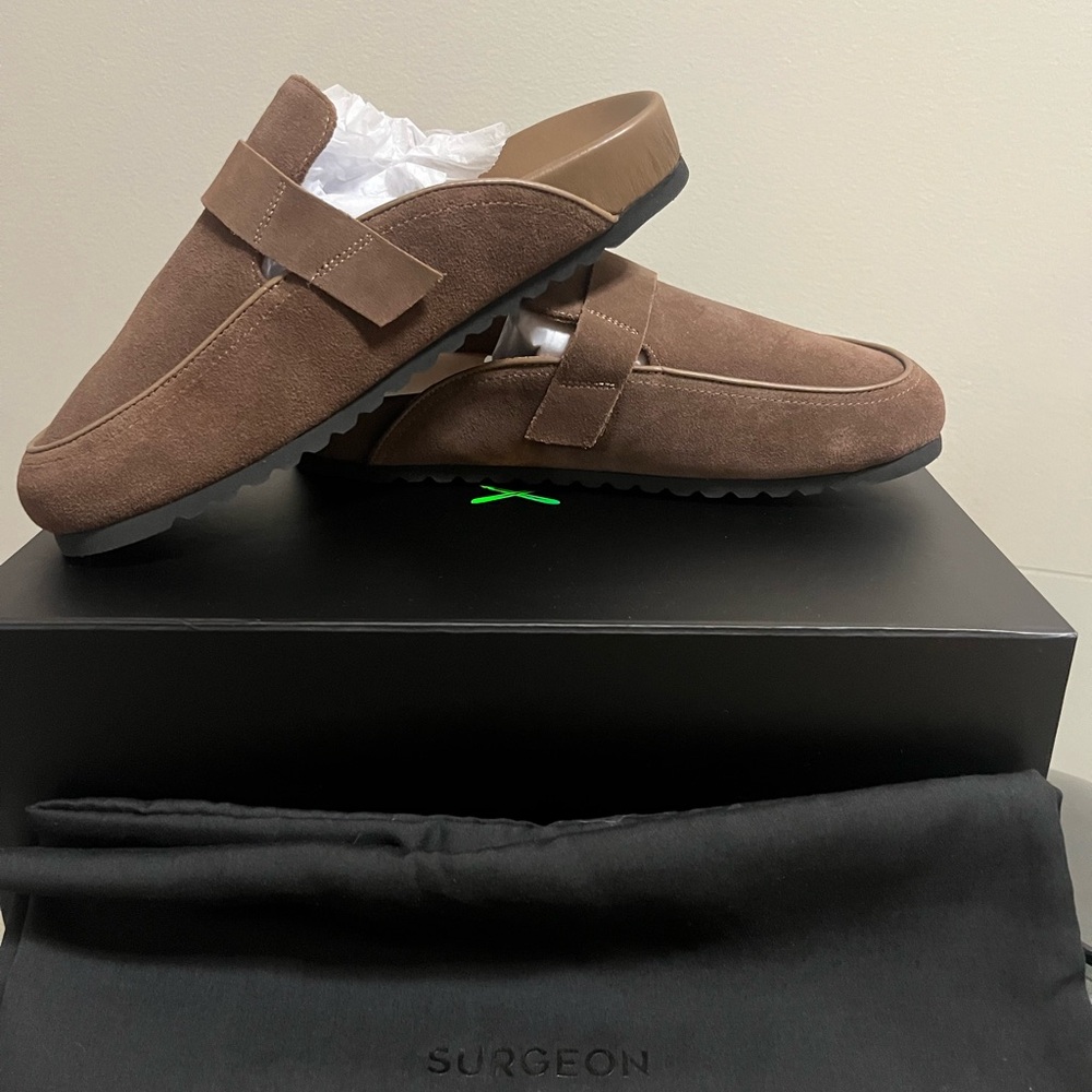 The Show Surgeon - Suede in Espresso Loafers